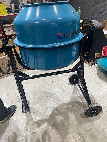 Бетоносмеситель Excalibur Бетономешалка — компактная электрическая