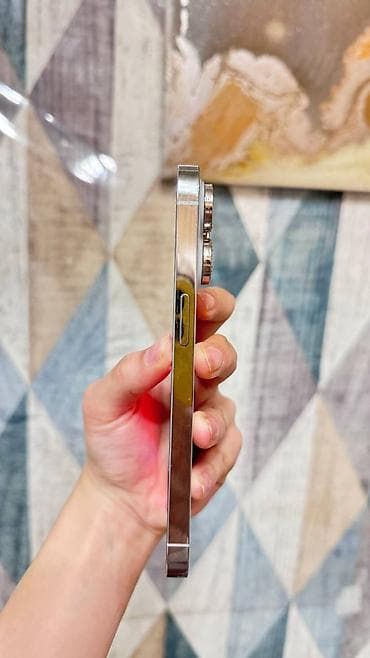 IPhone 14 Pro, Б/у, 256 ГБ, Белый, Чехол, Коробка, 78 % — 3