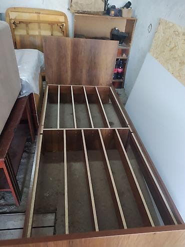 Офисная мебель: В продаже односпальные кровати 2 шт из ЛДСП. В хорошем качестве 👍🏻 — 3