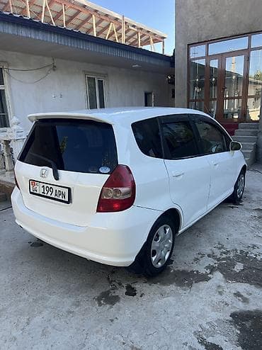 Продажа авто: Honda Fit: 2002 г., 1.3 л, Автомат, Бензин, Хэтчбэк — 7