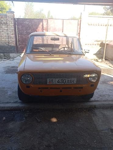 жигуи: ВАЗ (ЛАДА) 2101: 1977 г., 1.3 л, Седан — 2