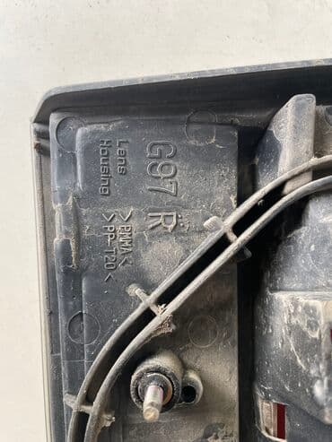 поворотники на виндом: Задний правый на крышке багажника тойота калдина st-190-195 — 3