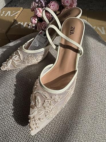 Жеке буюмдар: Туфли, 35, 36, 37, Zara, Жаңы, түсү - Саргыч боз — 2