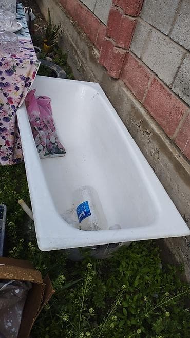 Чугунная ванна классической прямоугольной формы. производство СССР - — 1