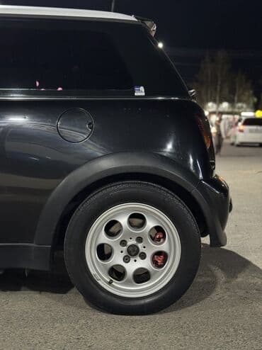 обмен с доплатой: Mini Cooper: 2003 г., 1.6 л, Механика, Бензин, Хэтчбэк — 5