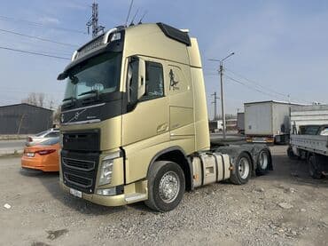 домик на калесах: Тягач, Volvo, 2013 г. — 1