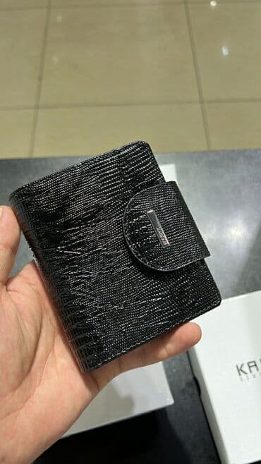 сумка ручной работы из натуральной кожи: Женские компактные кошельки — 2