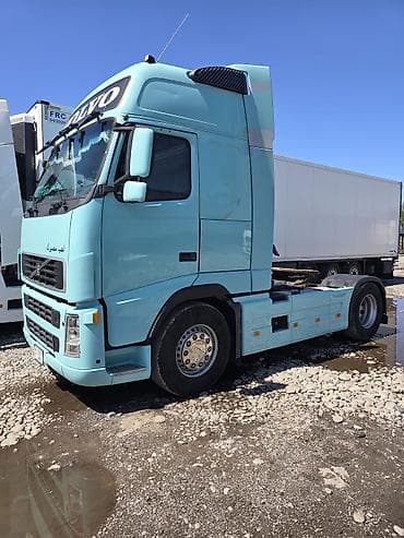 борта на полуприцеп: Тягач, Volvo, 2006 г. — 2