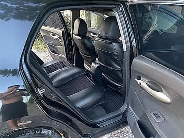 машина гольв: Toyota Auris: 2007 г., 1.4 л, Механика, Дизель, Хэтчбэк — 9
