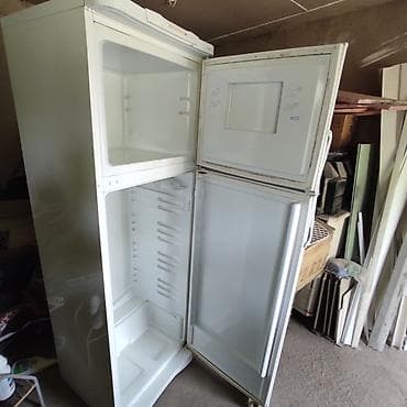 quantum 2: Холодильник Indesit, Б/у, Двухкамерный, No frost, 60 * 185 * 60 — 1
