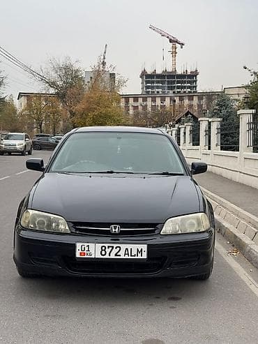 Honda Accord: 2002 г., 1.8 л, Автомат, Бензин, Седан