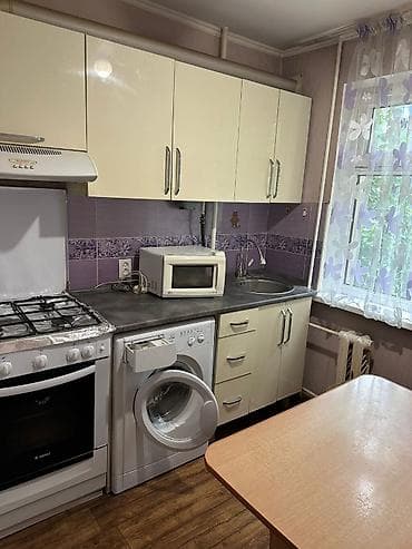 Продажа квартир: 2 комнаты, 43 м², 8 мкр 104 серия, 2 этаж — 9