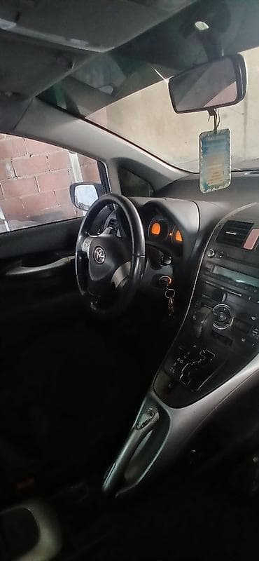 toyota windom: Toyota Auris: 2007 г., 1.6 л, Автомат, Бензин, Хэтчбэк — 5
