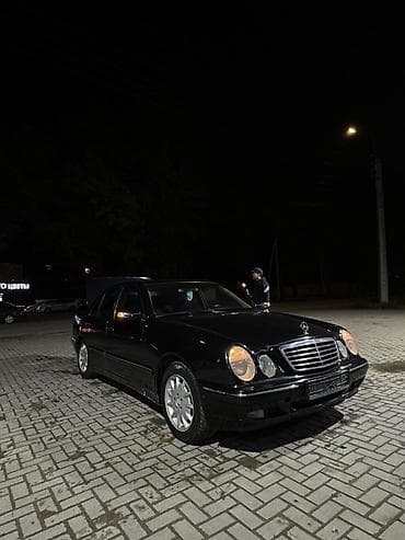 ешка 220: Mercedes-Benz E-Class: 2002 г., 3.2 л, Автомат, Дизель, Седан — 1