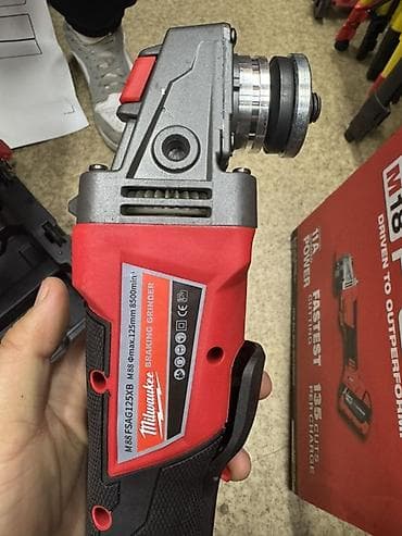 Араалар: Аккумуляторная угловая шлифмашина Milwaukee M88 FSAG125XB Болгарка — 3