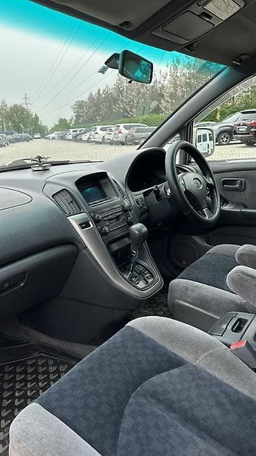 ford focus 3: Toyota Harrier: 2000 г., 3 л, Автомат, Бензин, Кроссовер — 6