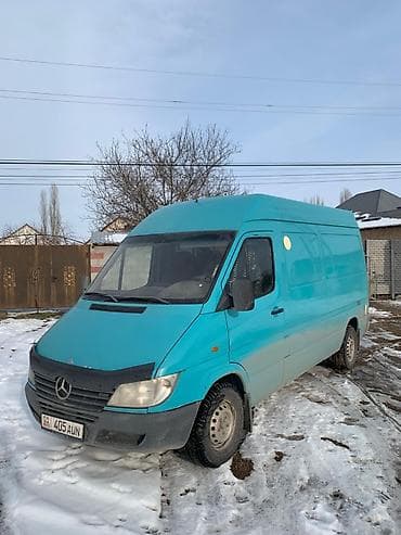 q 7: Легкий грузовик, Mercedes-Benz — 6