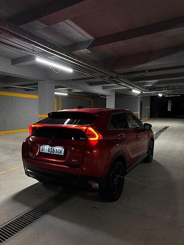 Mitsubishi: Mitsubishi Eclipse: 2018 г., 1.5 л, Вариатор, Бензин, Кроссовер — 4