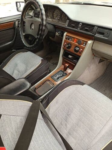 подкачки: Mercedes-Benz E-Class: 1988 г., 2.3 л, Автомат, Бензин, Универсал — 5