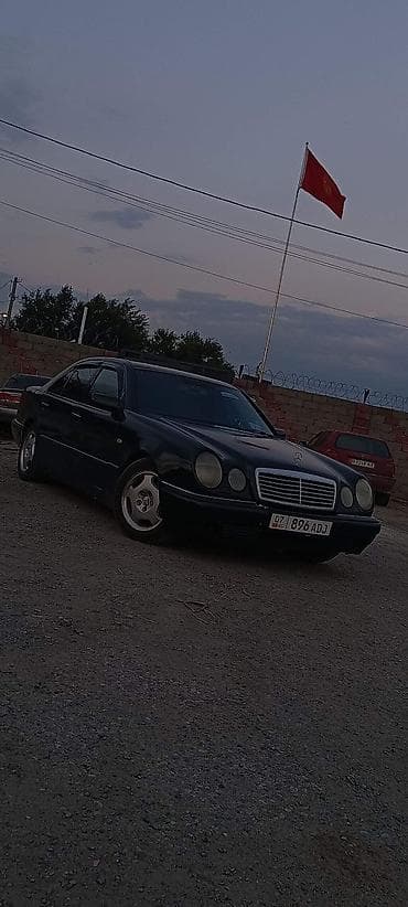 Продажа авто: Mercedes-Benz E-Class: 1996 г., 3.2 л, Автомат, Бензин, Седан — 7
