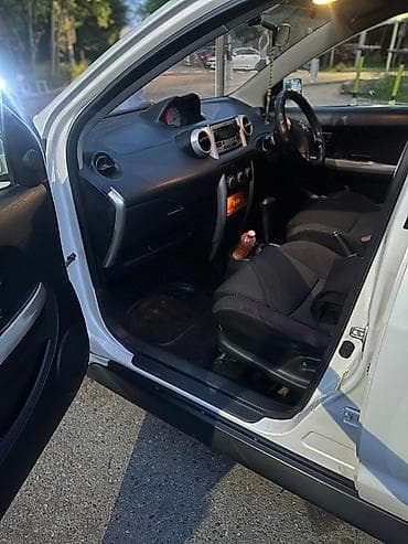 e53 4 8: Toyota Ist: 2003 г., 1.3 л, Автомат, Бензин, Хэтчбэк — 4