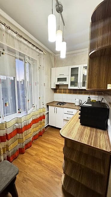 105: 1 комната, 36 м², 8 мкр 105 серия, 5 этаж, Косметический ремонт — 2