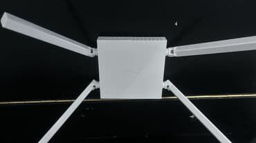 матар: Продаю 3 шт. рабочих роутеров все за 1600 сом . + 2 шт. блокпитанием — 4