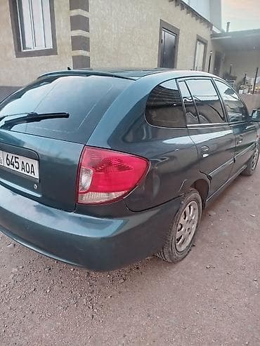 golf 3: Kia Rio: 2004 г., 1.5 л, Механика, Бензин, Универсал — 2