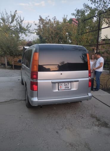 Honda Stepwgn: 2002 г., 2 л, Автомат, Бензин, Минивэн