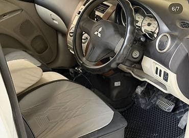 byd leopard 3: Mitsubishi Colt: 2003 г., 1.3 л, Бензин, Хэтчбэк — 6