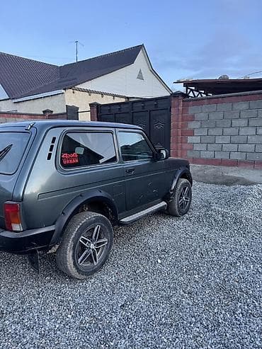 205 65 16 с: ВАЗ (ЛАДА) 4x4 Нива: 2017 г., 1.7 л, Внедорожник — 2