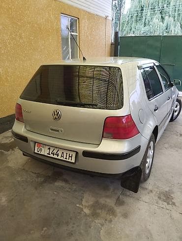 Volkswagen Golf: 1998 г., 1.4 л, Механика, Бензин, Хэтчбэк — 3