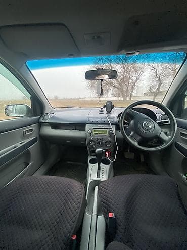 m111 2 2: Mazda Demio: 2003 г., 1.3 л, Бензин, Хэтчбэк — 8