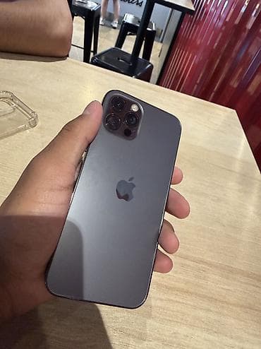 iphone 6se: IPhone 12 Pro, Б/у, 128 ГБ, Space Gray, Чехол, 68 % — 1