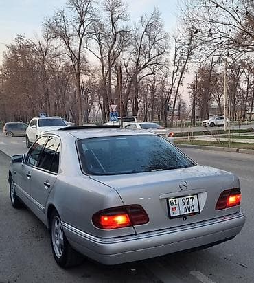 Продажа авто: Mercedes-Benz E-Class: 1999 г., 4.3 л, Автомат, Бензин, Седан — 4