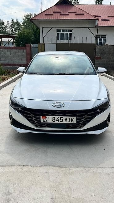 Hyundai Avante: 2021 г., 1.6 л, Бензин, Седан