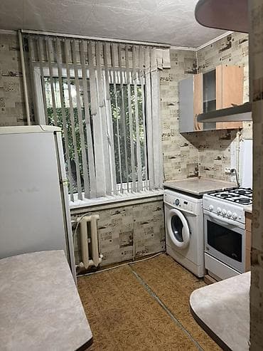 снять 2ух комнатную квартиру: 2 комнаты — 8