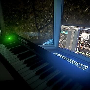Синтезаторы: Продаю синтезатор alesis 88q
(только синтезатор) — 2