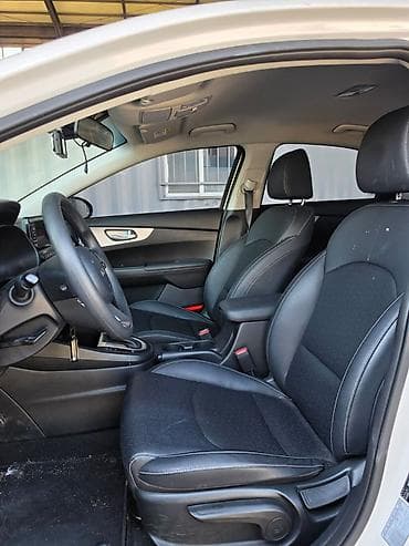 e2 byd: Kia K3: 2022 г., 1.6 л, Автомат, Бензин, Седан — 8