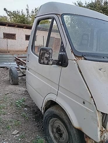 салон машины: ГАЗель (шасси) — база под переделку/запчасти. Описание: - Кабина — 4