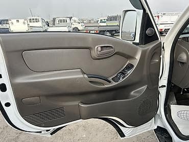 самый дешёвый эвакуатор: Легкий грузовик, Hyundai, Стандарт, 2 т, Б/у — 2