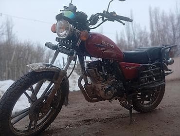 Suzuki: Мотоцикл Suzuki, дорожный/универсальный класс, красный цвет — 2