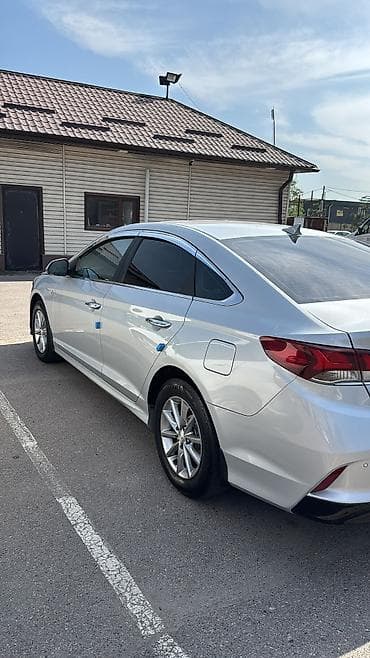 Продажа авто: Hyundai Sonata: 2019 г., 2 л, Автомат, Газ, Седан — 5