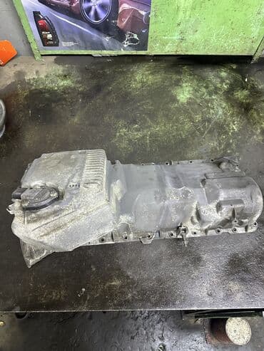 Картер BMW 2001 г., Б/у, Оригинал, Германия