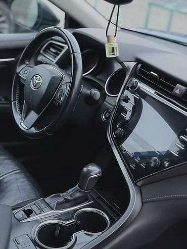 camry 5: Toyota Camry: 2018 г., Автомат, Бензин, Седан — 5
