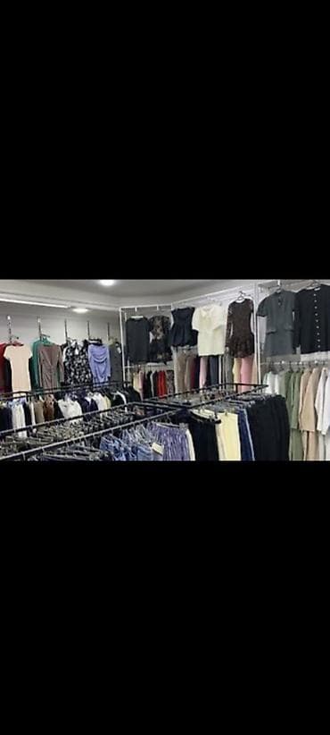 сдается половина бутика: Бутик, 36 м² — 2