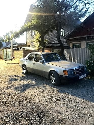 210 mers: Mercedes-Benz W124: 1990 г., 2.3 л, Механика, Бензин, Седан — 5