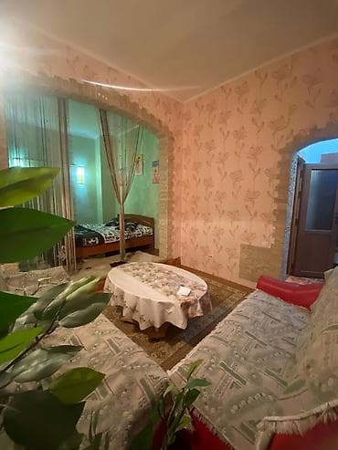 Бөлмөлөрдү ижарага берүү: 30 м², Эмереги менен — 5