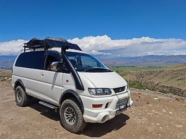 Транспорт: Mitsubishi Delica: 2003 г., 3 л, Автомат, Газ, Минивэн — 5