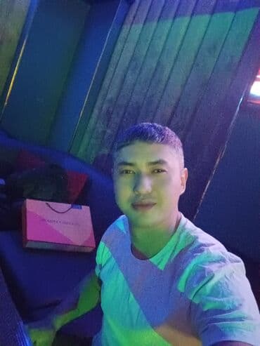 сниму кушетку: Ищю работу о себе рост 180/80/34 пишите в лалафо — 1